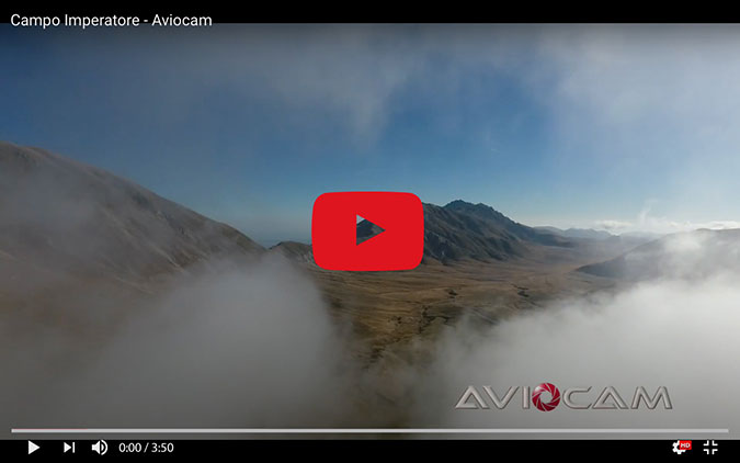 ripresa con un drone di campo imperatore